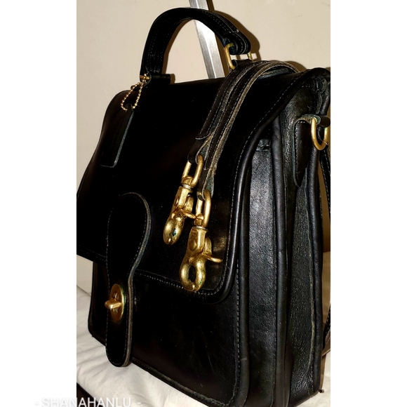 COACH Vintage 'STATION' Black Leather Crossbody - Picture 6 of 8